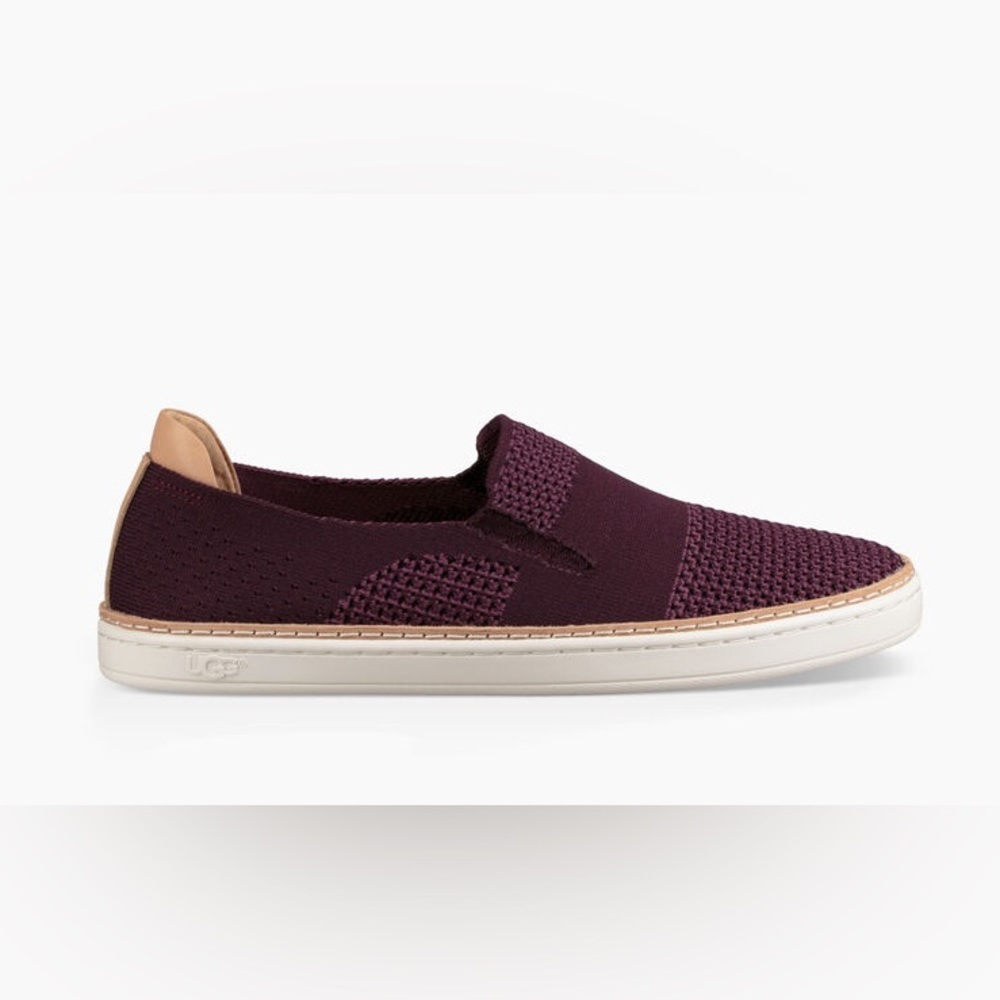 UGG Sammy sneakers size 11